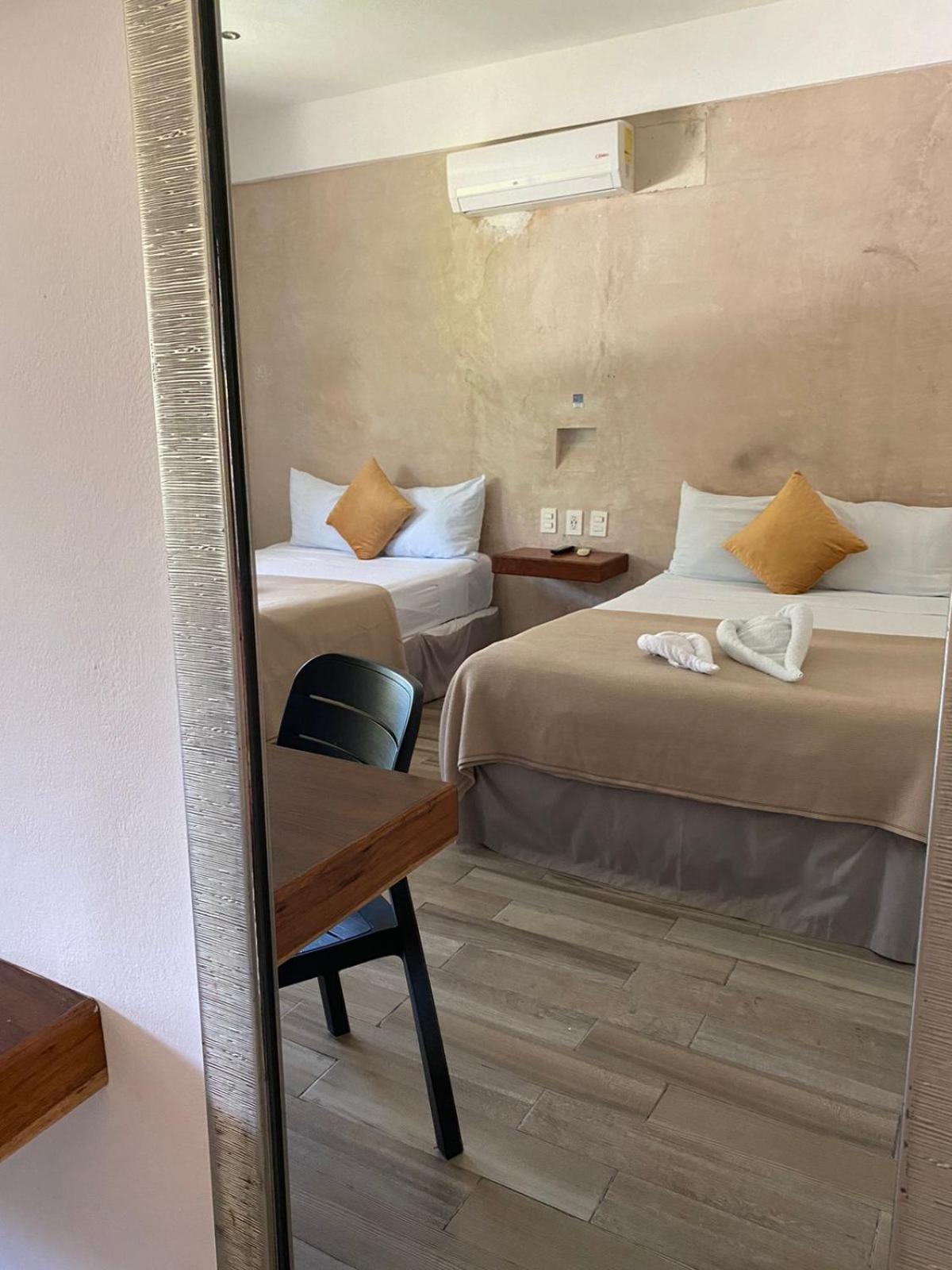 Hotel Pelecanus Suites Holbox ภายนอก รูปภาพ