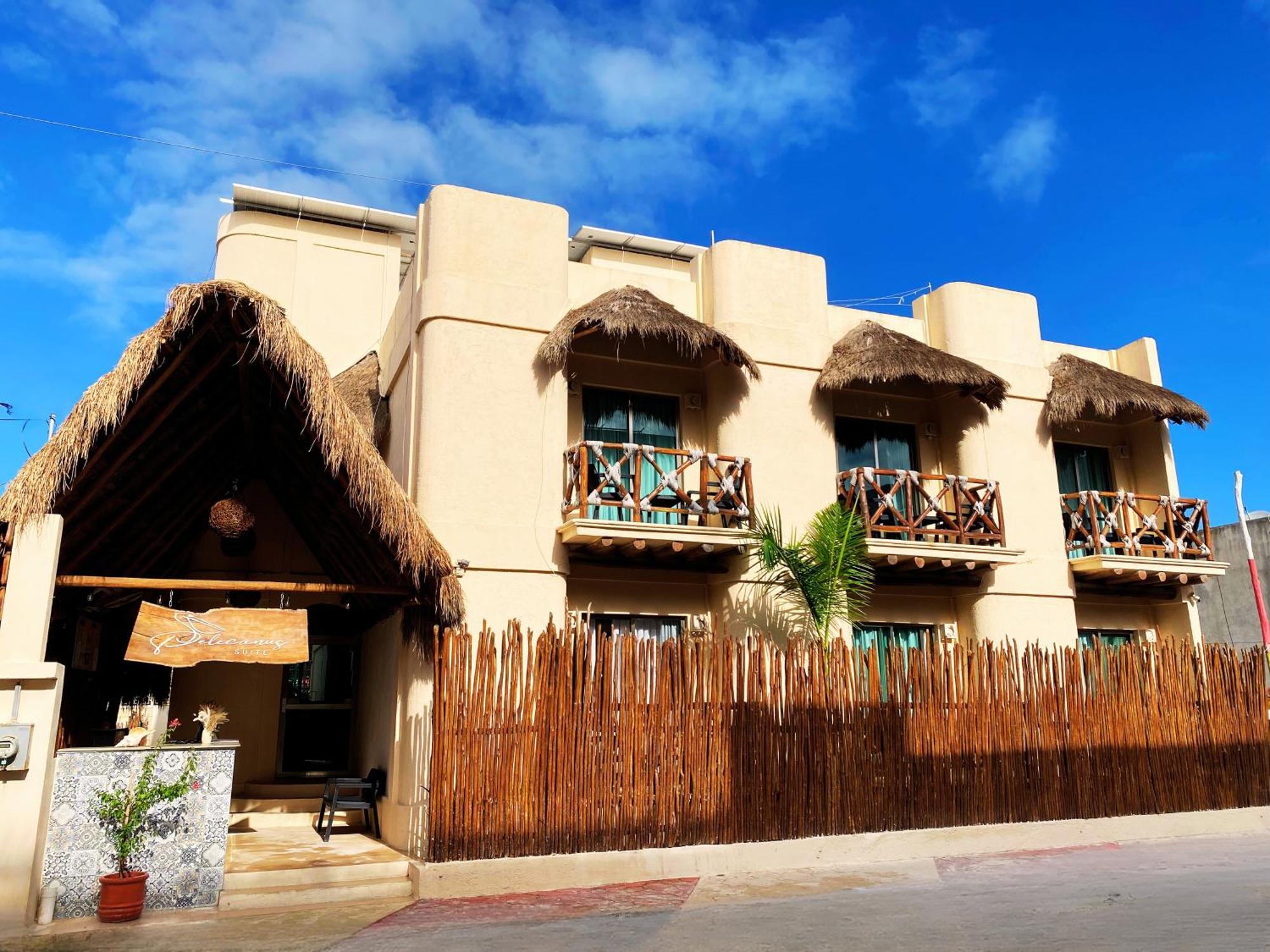 Hotel Pelecanus Suites Holbox ภายนอก รูปภาพ